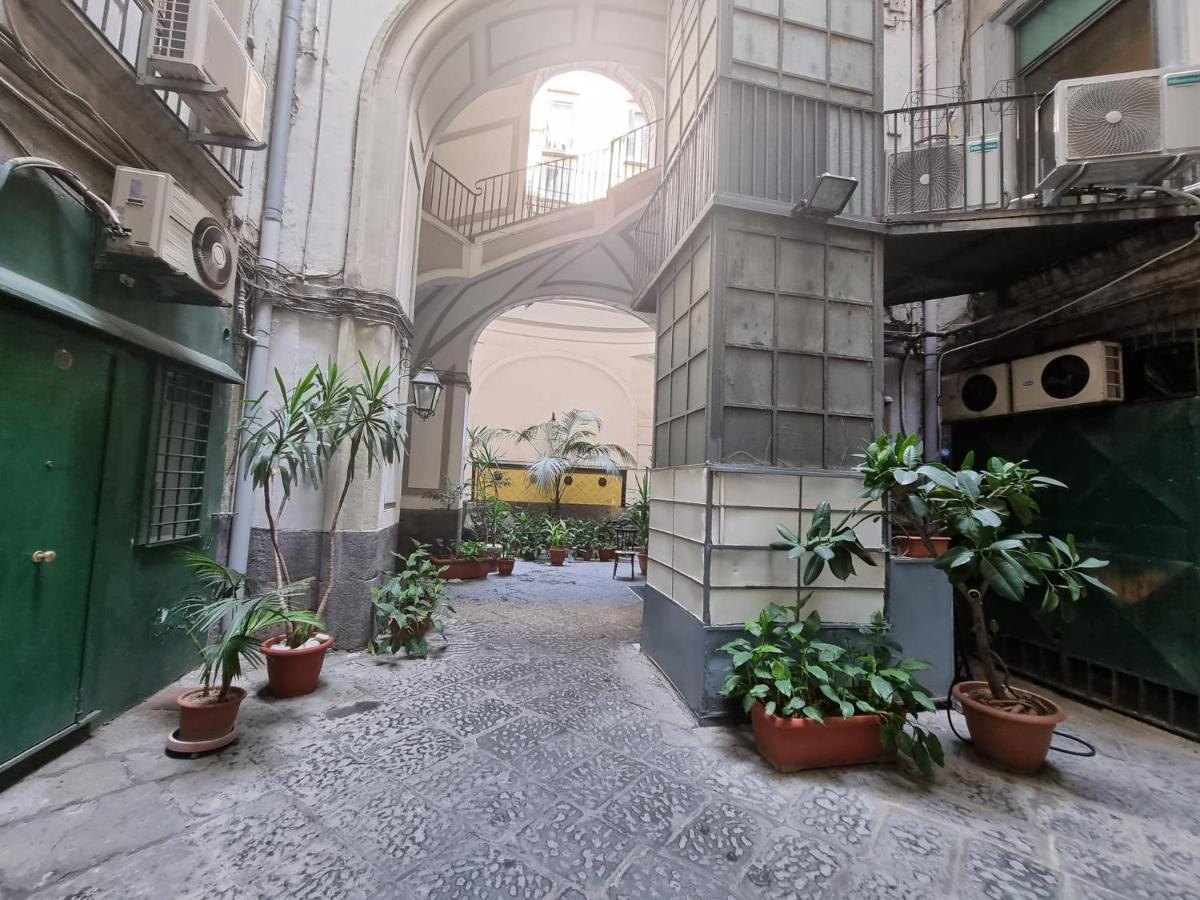 Barbaja Suites In Street Toledo 205 Νάπολη Εξωτερικό φωτογραφία