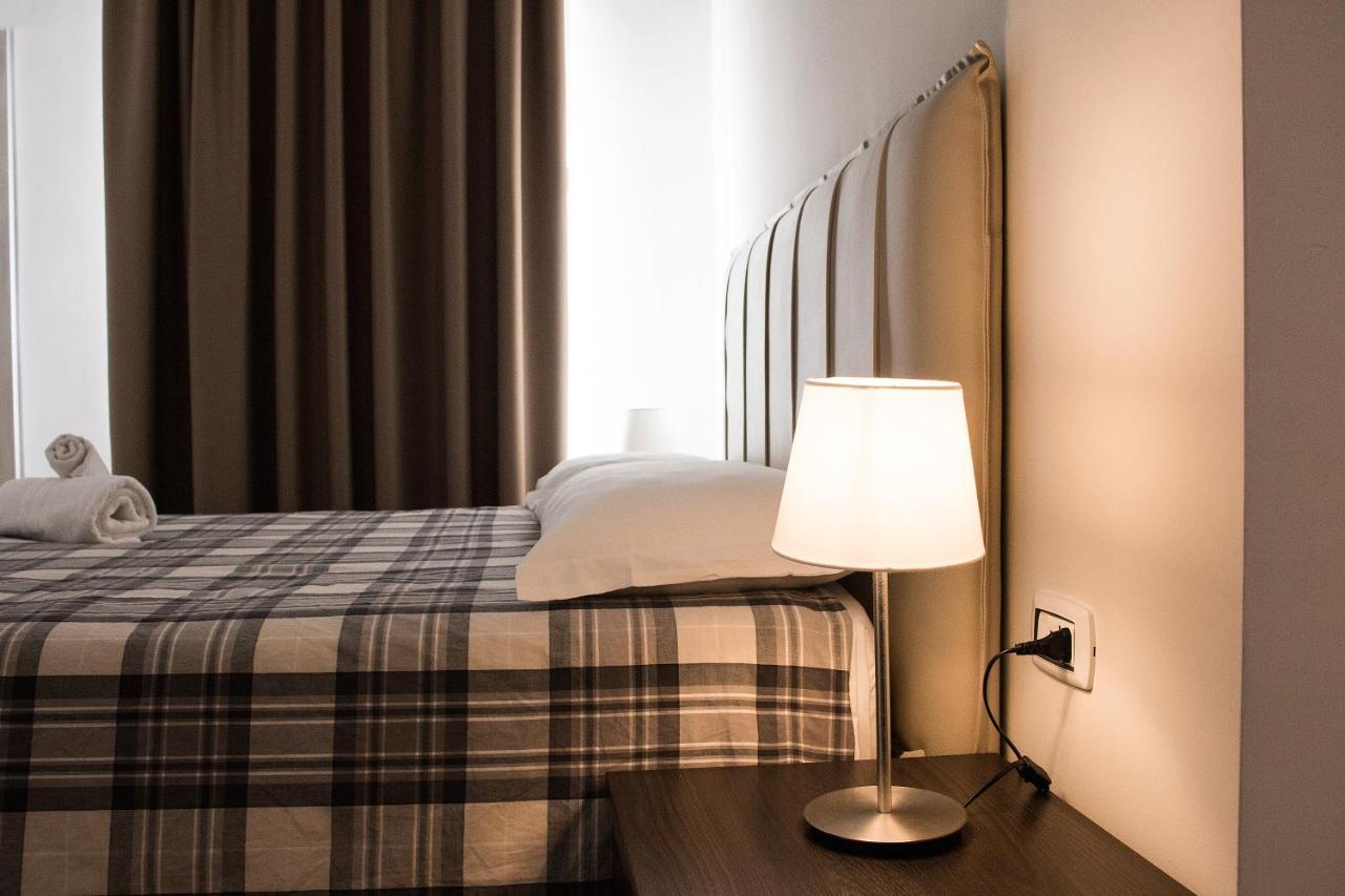 Barbaja Suites In Street Toledo 205 Νάπολη Εξωτερικό φωτογραφία